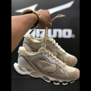 Mizuno Prophecy Beta 2