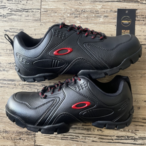 Stratus Preto/Vermelho