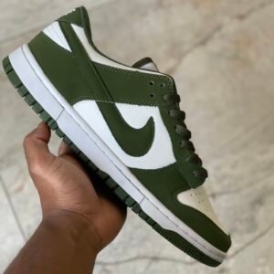 Dunk Low SB